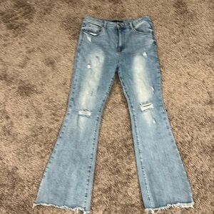 Risen Flare Distressed Light Wash booty lifting pockets 15/32